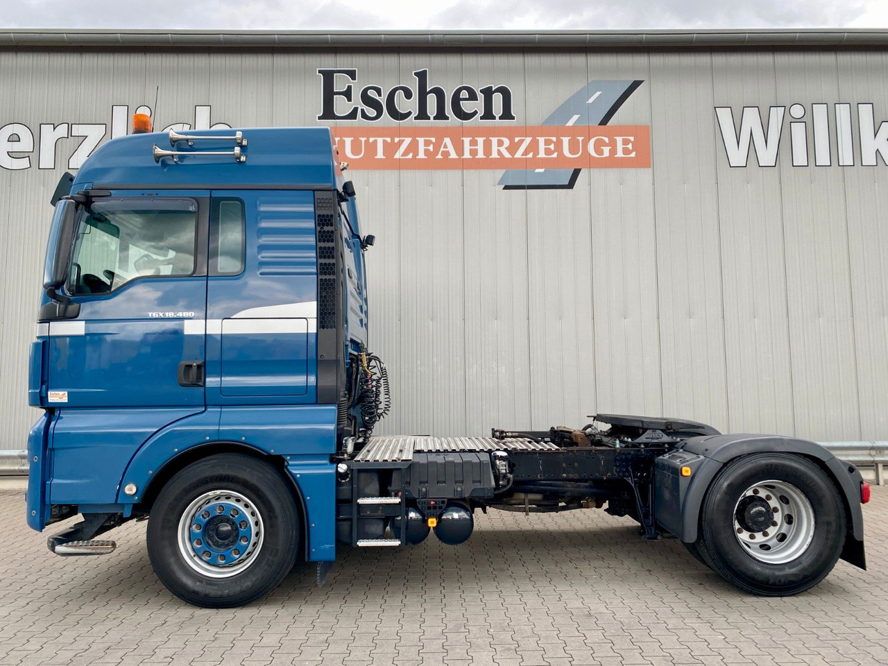 MAN TGX 18.480 BLS| XLX*2x Hydraulik*Intarder*Kamera - Tegljač: slika 2 MAN TGX 18.480 BLS| XLX*2x Hydraulik*Intarder*Kamera - Tegljač: slika 2