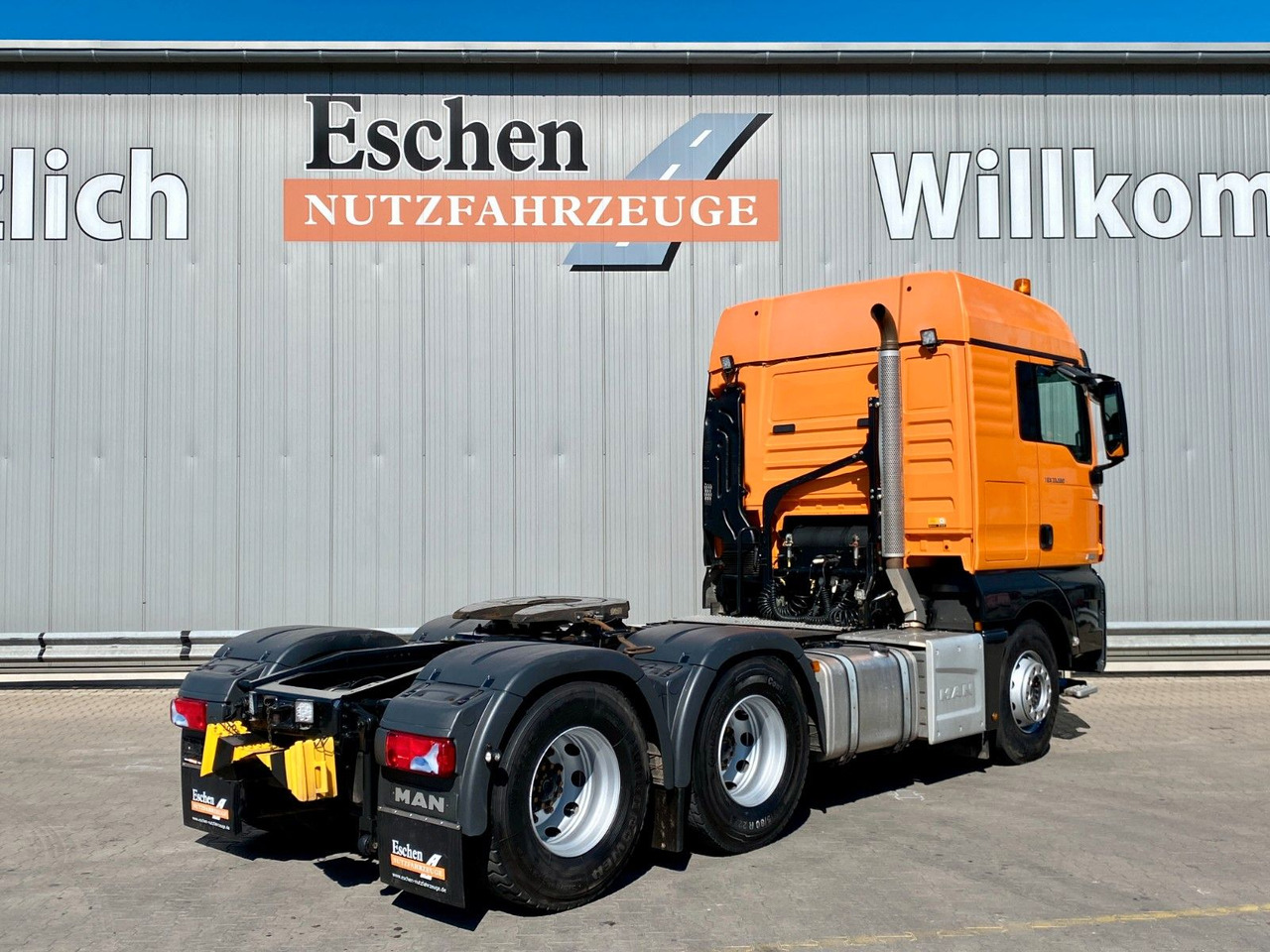 MAN TGX 33.580 6x4 BLS | D38*XLX*Navi*Retarder*ACC - Tegljač: slika 5 MAN TGX 33.580 6x4 BLS | D38*XLX*Navi*Retarder*ACC - Tegljač: slika 5