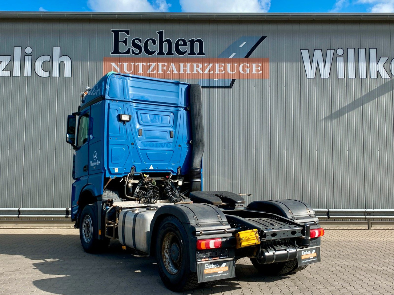 Mercedes-Benz 1851 Arocs LS | 2x Hydraulik*Reifen:70%*1.Hd*AC - Tegljač: slika 3 Mercedes-Benz 1851 Arocs LS | 2x Hydraulik*Reifen:70%*1.Hd*AC - Tegljač: slika 3