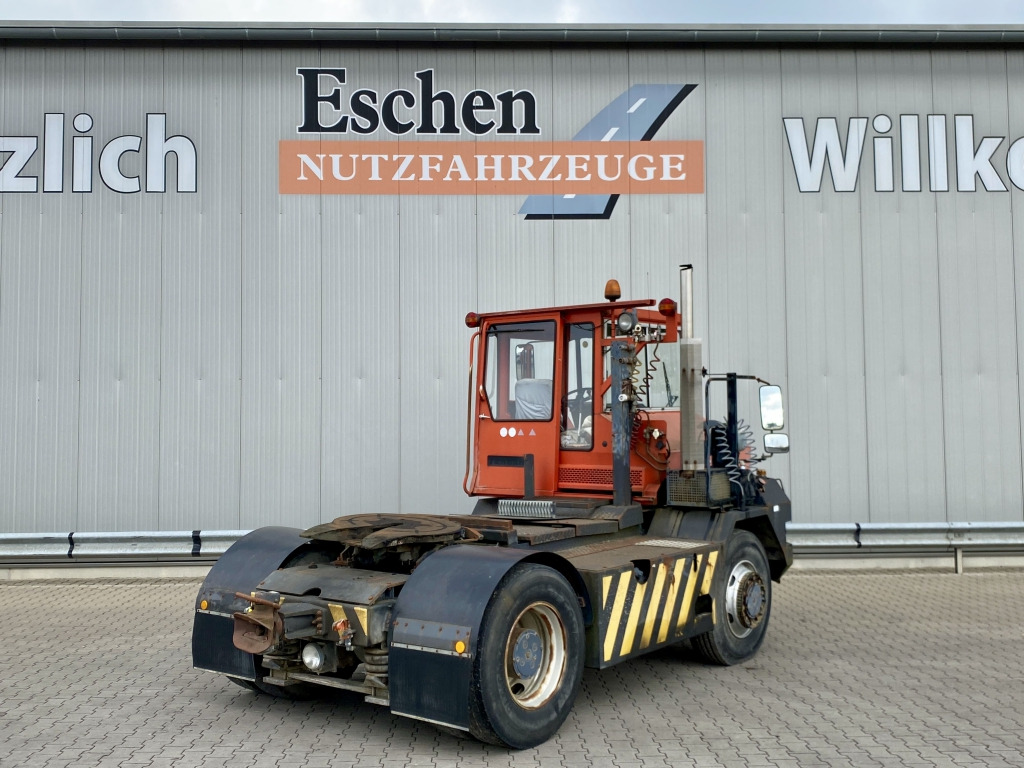 Terberg RT 20 4x4 Rangierfahrzeug - Terminalni traktor: slika 5 Terberg RT 20 4x4 Rangierfahrzeug - Terminalni traktor: slika 5