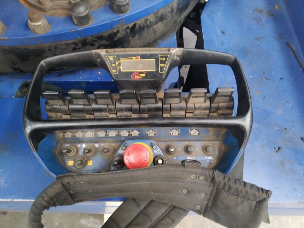 Grúa PM 48 SP - Kran za kamion za Kamion: slika 1 Grúa PM 48 SP - Kran za kamion za Kamion: slika 1