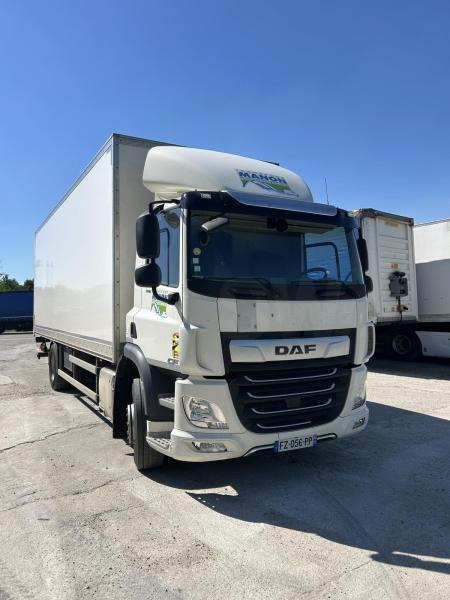 DAF CF 340 - Kamion sa zatvorenim sandukom: slika 1 DAF CF 340 - Kamion sa zatvorenim sandukom: slika 1