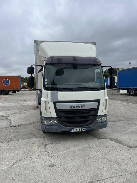 DAF LF 210 - Kamion sa zatvorenim sandukom: slika 2 DAF LF 210 - Kamion sa zatvorenim sandukom: slika 2