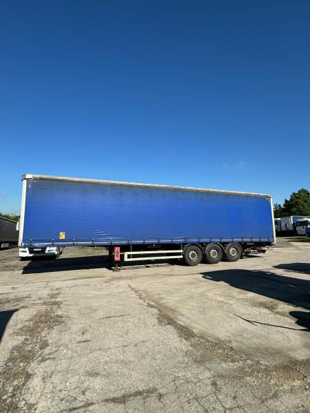 Fruehauf - Poluprikolica sa ceradom: slika 2 Fruehauf - Poluprikolica sa ceradom: slika 2
