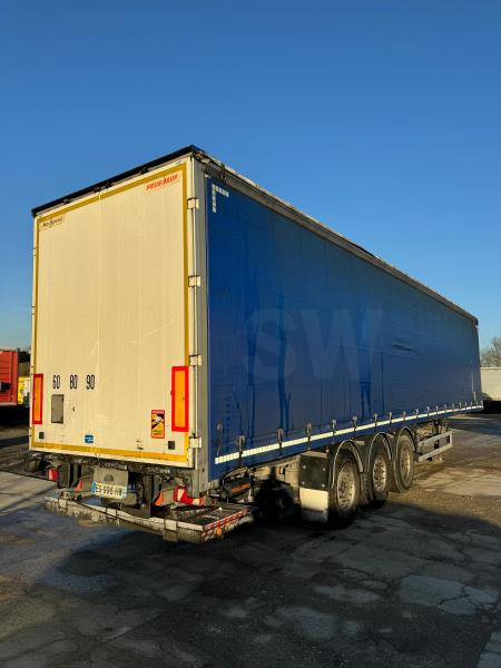 Fruehauf - Poluprikolica sa ceradom: slika 1 Fruehauf - Poluprikolica sa ceradom: slika 1