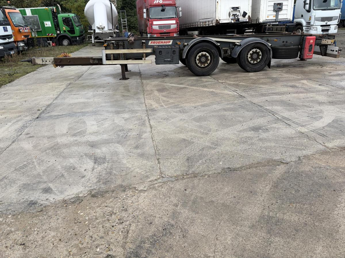 Fruehauf - Prikolica za prevoz kontejnera/ Prikolica sa promenjivim sandukom: slika 2 Fruehauf - Prikolica za prevoz kontejnera/ Prikolica sa promenjivim sandukom: slika 2