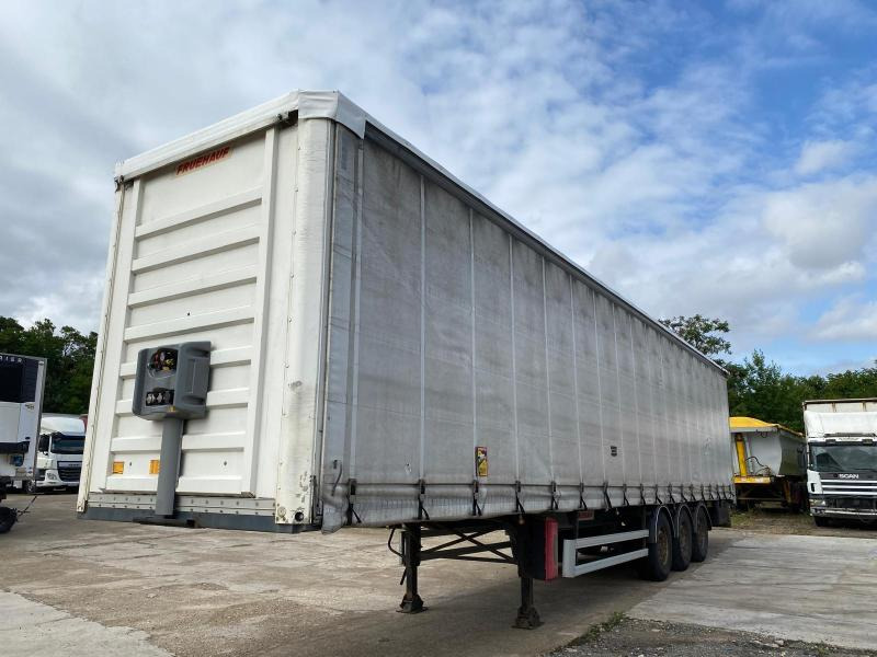 Fruehauf - Poluprikolica sa ceradom: slika 1 Fruehauf - Poluprikolica sa ceradom: slika 1
