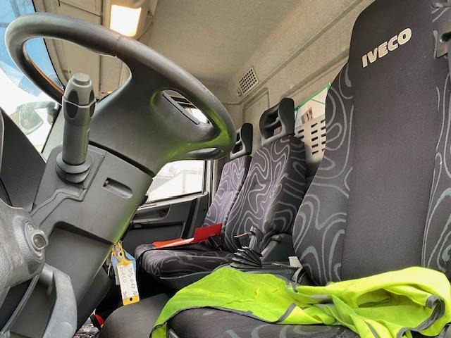 Iveco Eurocargo 120E22 - Kamion sa zatvorenim sandukom: slika 5 Iveco Eurocargo 120E22 - Kamion sa zatvorenim sandukom: slika 5