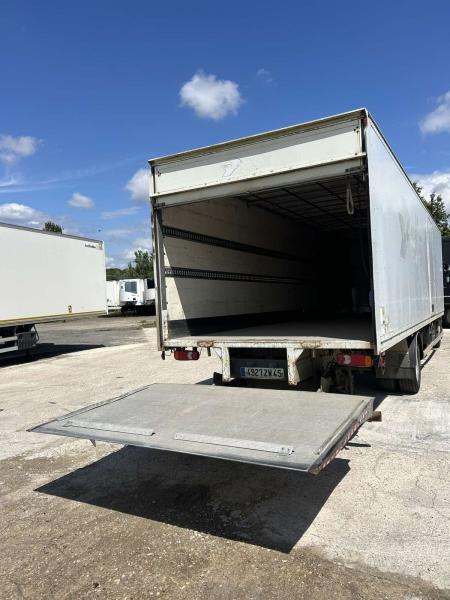 Renault Midlum 180 - Kamion sa zatvorenim sandukom: slika 3 Renault Midlum 180 - Kamion sa zatvorenim sandukom: slika 3
