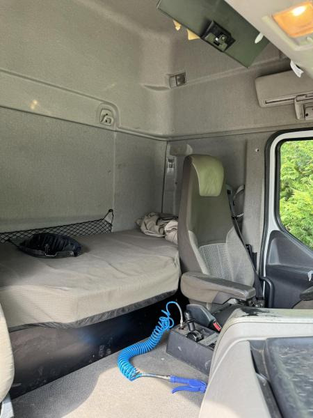 Renault Premium 430 - Kamion za prevoz kontejnera/ Kamion sa promenjivim sandukom: slika 2 Renault Premium 430 - Kamion za prevoz kontejnera/ Kamion sa promenjivim sandukom: slika 2