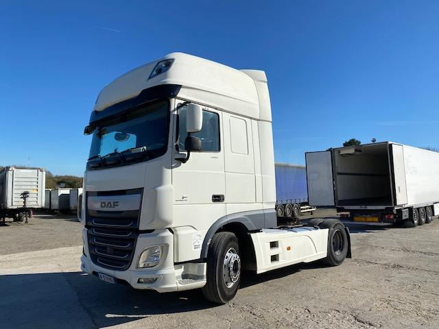 DAF XF 460 - Tegljač: slika 1 DAF XF 460 - Tegljač: slika 1