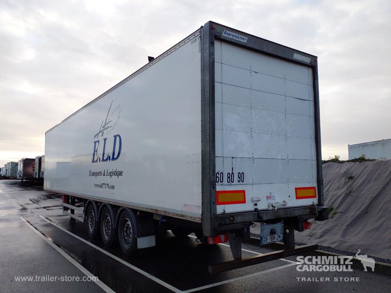 FRUEHAUF Dryfreight Standard Roller shutter door - Poluprikolica sa zatvorenim sandukom: slika 3 FRUEHAUF Dryfreight Standard Roller shutter door - Poluprikolica sa zatvorenim sandukom: slika 3