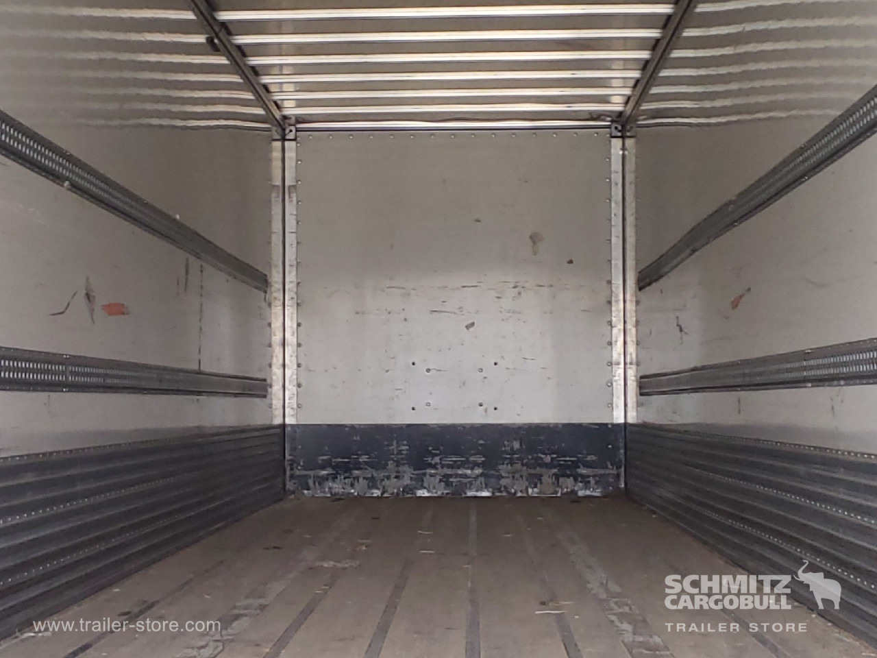 FRUEHAUF Dryfreight Standard Roller shutter door - Poluprikolica sa zatvorenim sandukom: slika 3 FRUEHAUF Dryfreight Standard Roller shutter door - Poluprikolica sa zatvorenim sandukom: slika 3