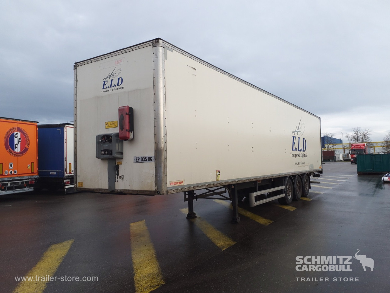 FRUEHAUF Dryfreight Standard Roller shutter door - Poluprikolica sa zatvorenim sandukom: slika 4 FRUEHAUF Dryfreight Standard Roller shutter door - Poluprikolica sa zatvorenim sandukom: slika 4