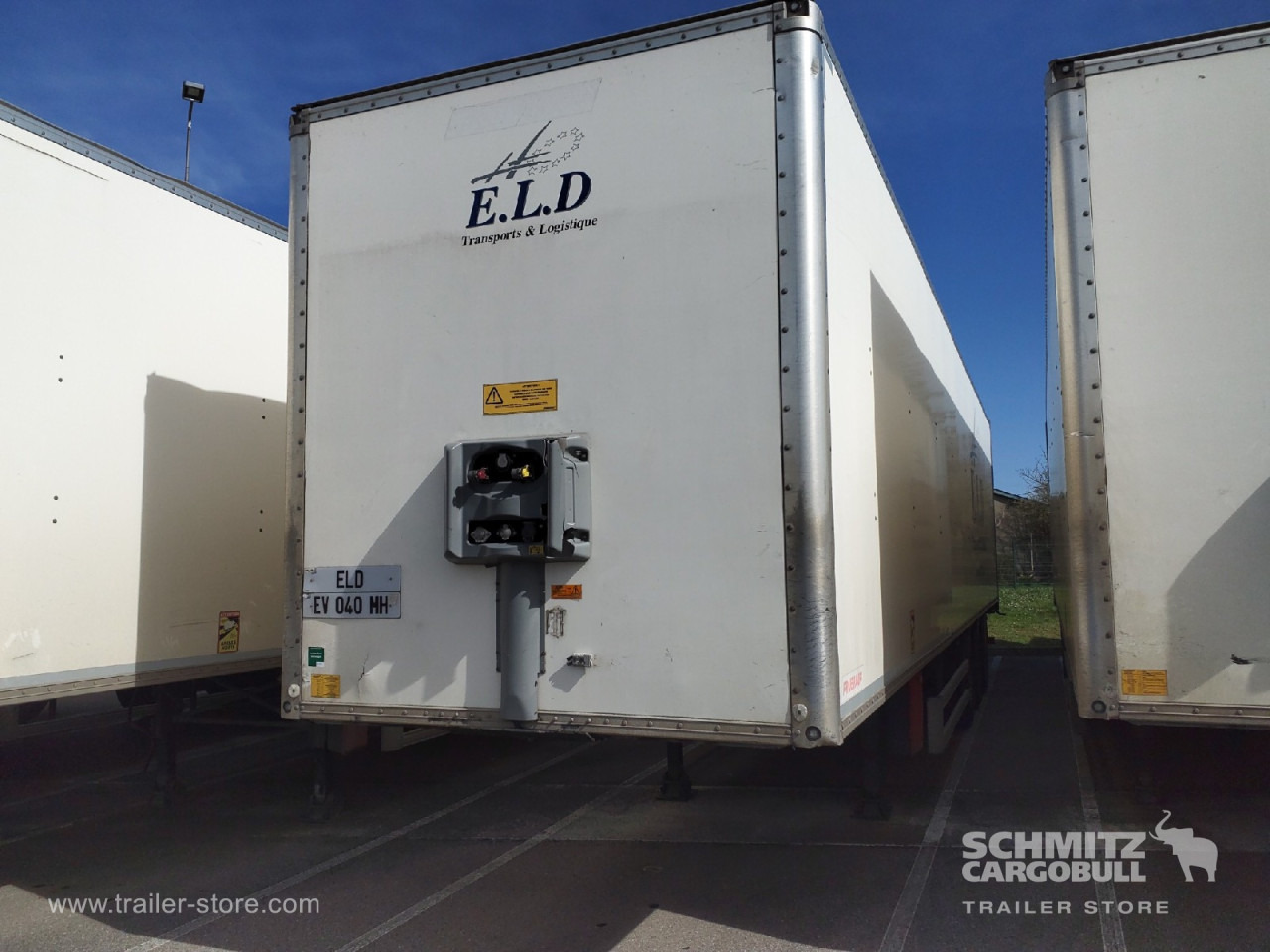 FRUEHAUF Dryfreight Standard Roller shutter door - Poluprikolica sa zatvorenim sandukom: slika 4 FRUEHAUF Dryfreight Standard Roller shutter door - Poluprikolica sa zatvorenim sandukom: slika 4