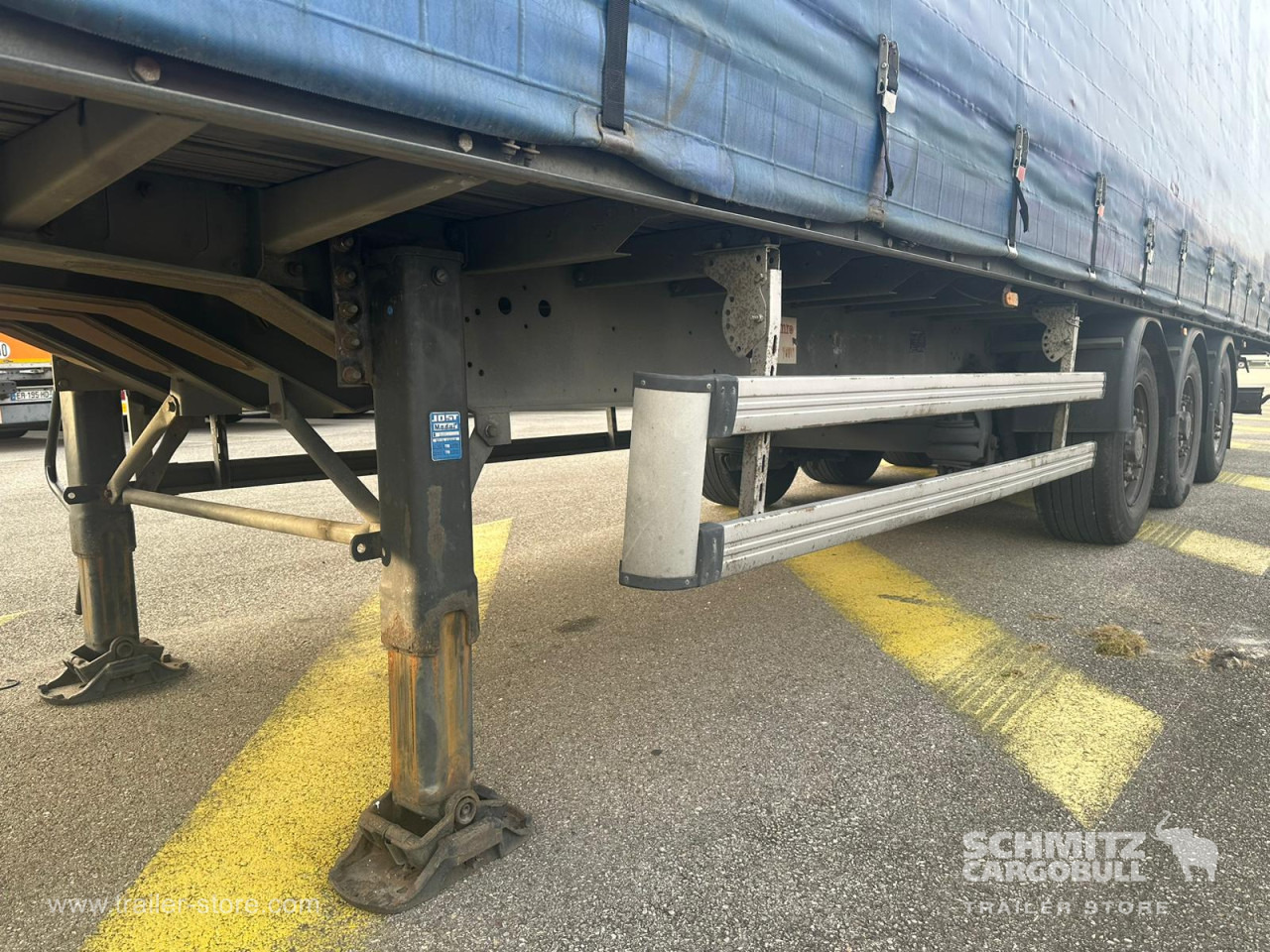 SAMRO Curtainsider Standard - Poluprikolica sa ceradom: slika 2 SAMRO Curtainsider Standard - Poluprikolica sa ceradom: slika 2