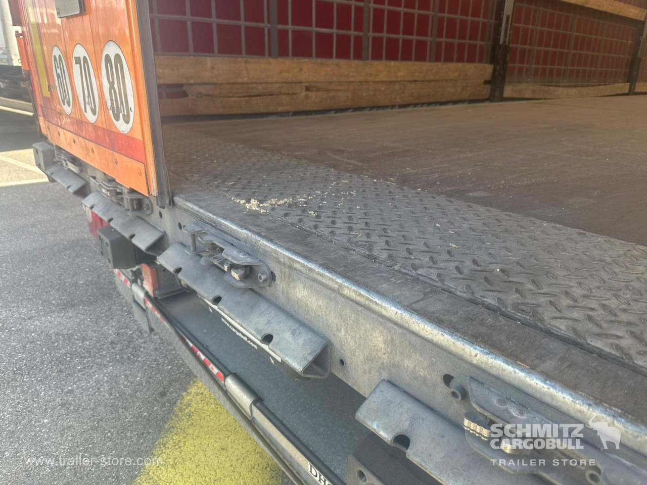 SCHMITZ Curtainsider Standard Taillift - Poluprikolica sa ceradom: slika 4 SCHMITZ Curtainsider Standard Taillift - Poluprikolica sa ceradom: slika 4