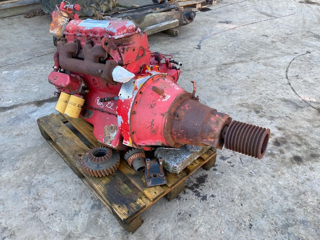CAT 3208 - Motor za Građevinska mašina: slika 2 CAT 3208 - Motor za Građevinska mašina: slika 2