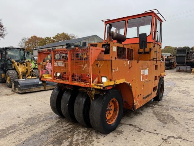 Hamm GRW 15 - Pneumatski valjak: slika 1 Hamm GRW 15 - Pneumatski valjak: slika 1