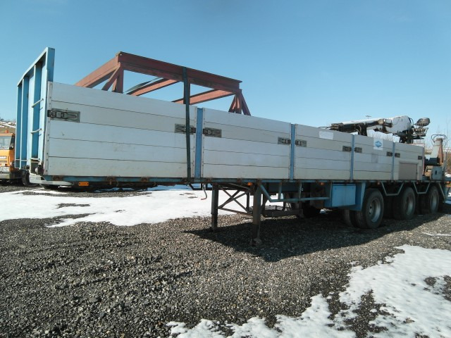 KENNIS 20.000 - Plato poluprikolica: slika 1 KENNIS 20.000 - Plato poluprikolica: slika 1