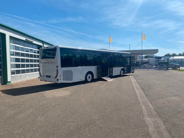 Iveco Crossway LE KLIMA LAWO ZF EcoLife - Gradski autobus: slika 4 Iveco Crossway LE KLIMA LAWO ZF EcoLife - Gradski autobus: slika 4