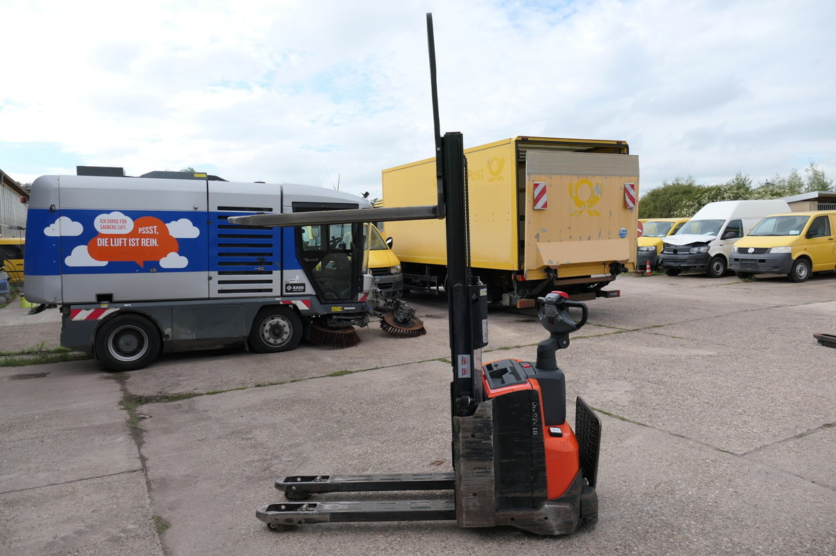 BT SWE 200D Batterie 28/2023 - Kolica za palete: slika 1 BT SWE 200D Batterie 28/2023 - Kolica za palete: slika 1