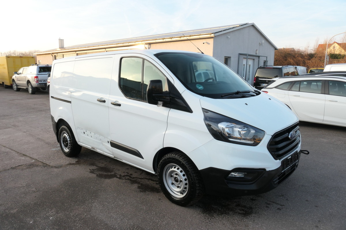FORD Transit Custom 280 TDCI L1H1 COC KLIMA - Mali kombi: slika 1 FORD Transit Custom 280 TDCI L1H1 COC KLIMA - Mali kombi: slika 1