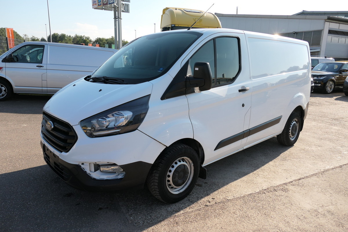 FORD Transit Custom 280 TDCI L1H1 KLIMA COC - Mali kombi: slika 1 FORD Transit Custom 280 TDCI L1H1 KLIMA COC - Mali kombi: slika 1