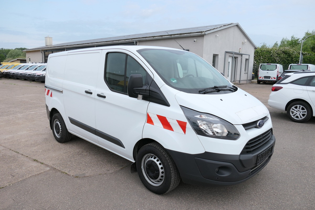 FORD Transit Custom 290 2.0 TDCi KLIMA WERKSTATTEINBA - Mali kombi: slika 3 FORD Transit Custom 290 2.0 TDCi KLIMA WERKSTATTEINBA - Mali kombi: slika 3