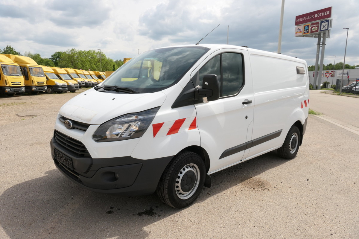 FORD Transit Custom 290 2.0 TDCi - Mali kombi: slika 2 FORD Transit Custom 290 2.0 TDCi - Mali kombi: slika 2