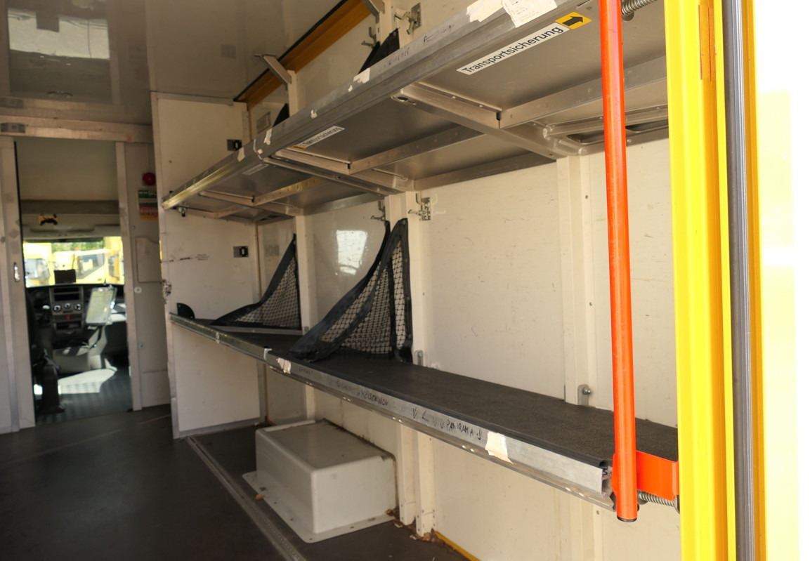 Dostavno vozilo sa zatvorenim sandukom IVECO Daily 35 S11 C30C AUTOMATIK KAMERA MAXI KAMERA R: slika 8