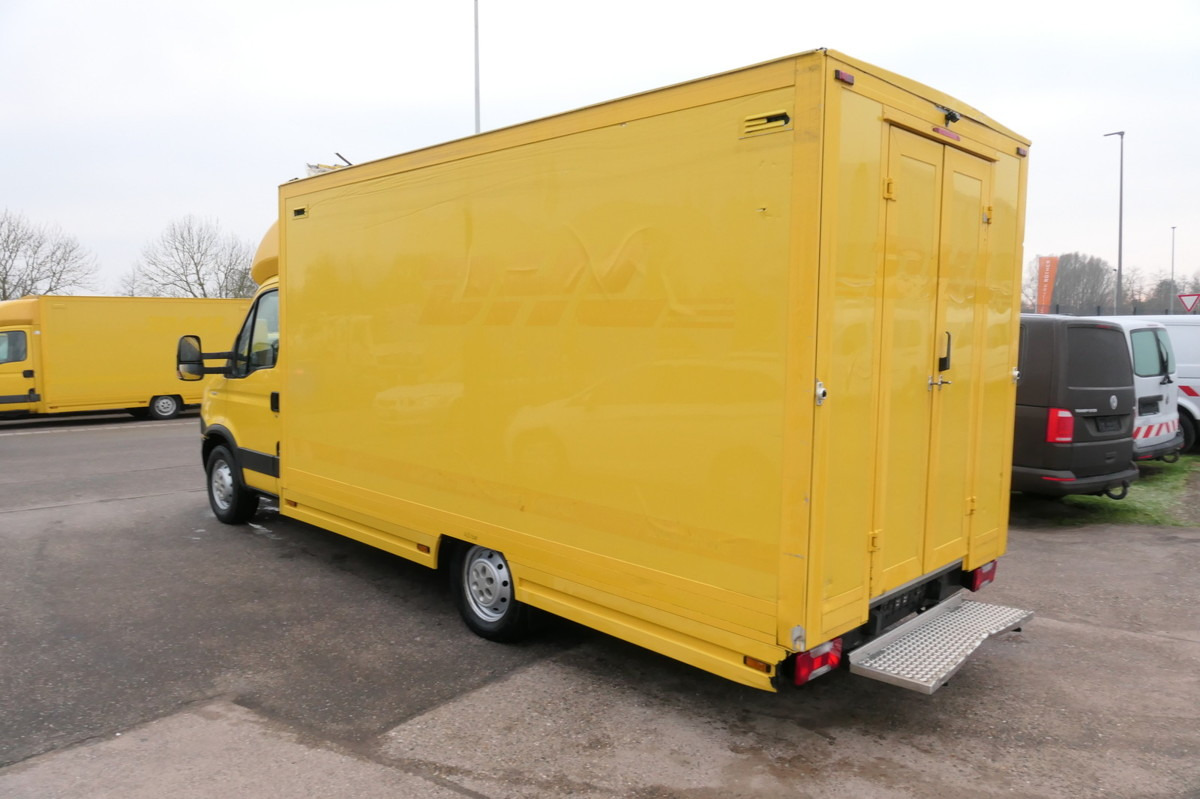 IVECO Daily 35 S11 C30C AUTOMATIK KAMERA MAXI KAMERA R - Dostavno vozilo sa zatvorenim sandukom: slika 4 IVECO Daily 35 S11 C30C AUTOMATIK KAMERA MAXI KAMERA R - Dostavno vozilo sa zatvorenim sandukom: slika 4