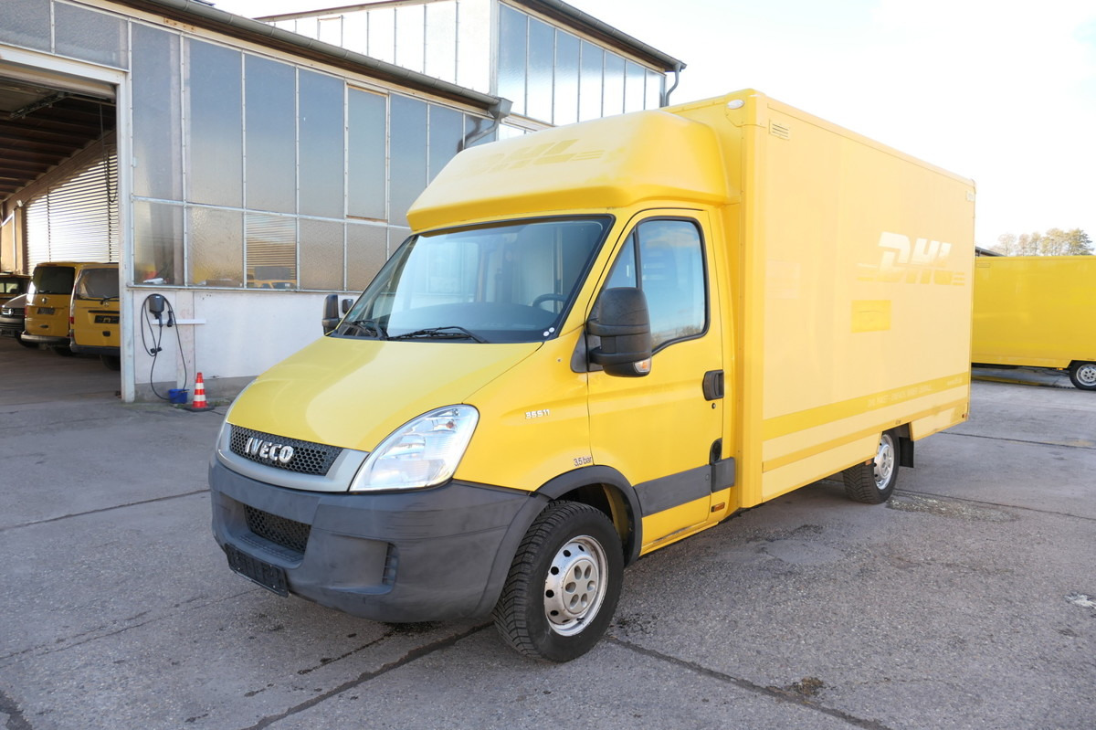 IVECO Daily 35 S11 C30C AUTOMATIK KAMERA MAXI Regale D - Dostavno vozilo sa zatvorenim sandukom: slika 2 IVECO Daily 35 S11 C30C AUTOMATIK KAMERA MAXI Regale D - Dostavno vozilo sa zatvorenim sandukom: slika 2