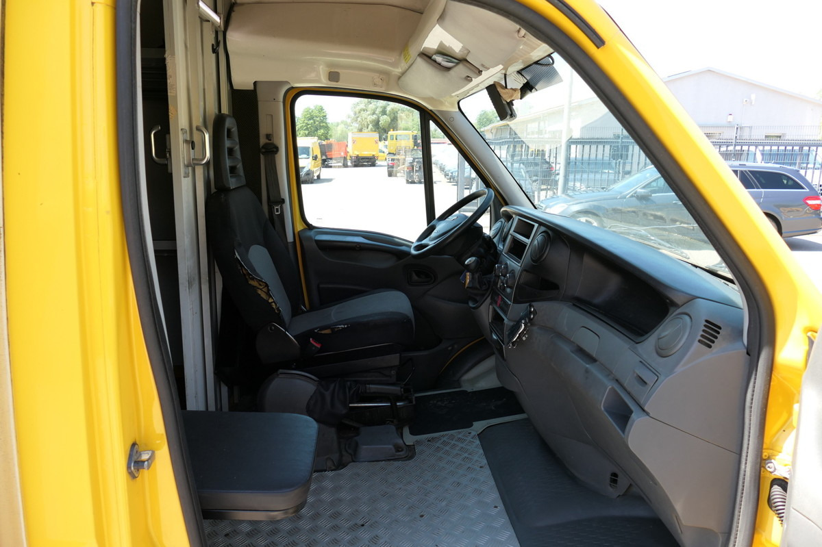 IVECO Daily 35 S11 C30C AUTOMATIK KAMERA MAXI Regale L - Dostavno vozilo sa zatvorenim sandukom: slika 5 IVECO Daily 35 S11 C30C AUTOMATIK KAMERA MAXI Regale L - Dostavno vozilo sa zatvorenim sandukom: slika 5