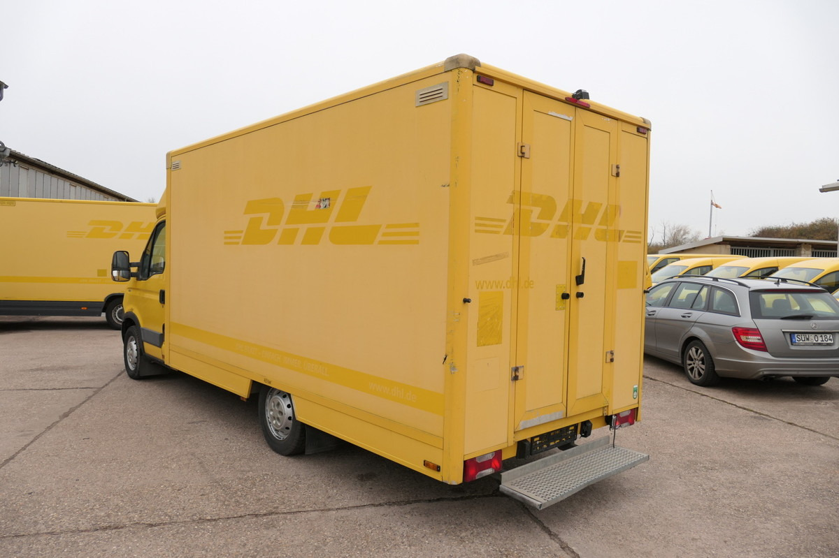 IVECO Daily 35 S11 C30C AUTOMATIK KAMERA MAXI Regale L - Dostavno vozilo sa zatvorenim sandukom: slika 4 IVECO Daily 35 S11 C30C AUTOMATIK KAMERA MAXI Regale L - Dostavno vozilo sa zatvorenim sandukom: slika 4