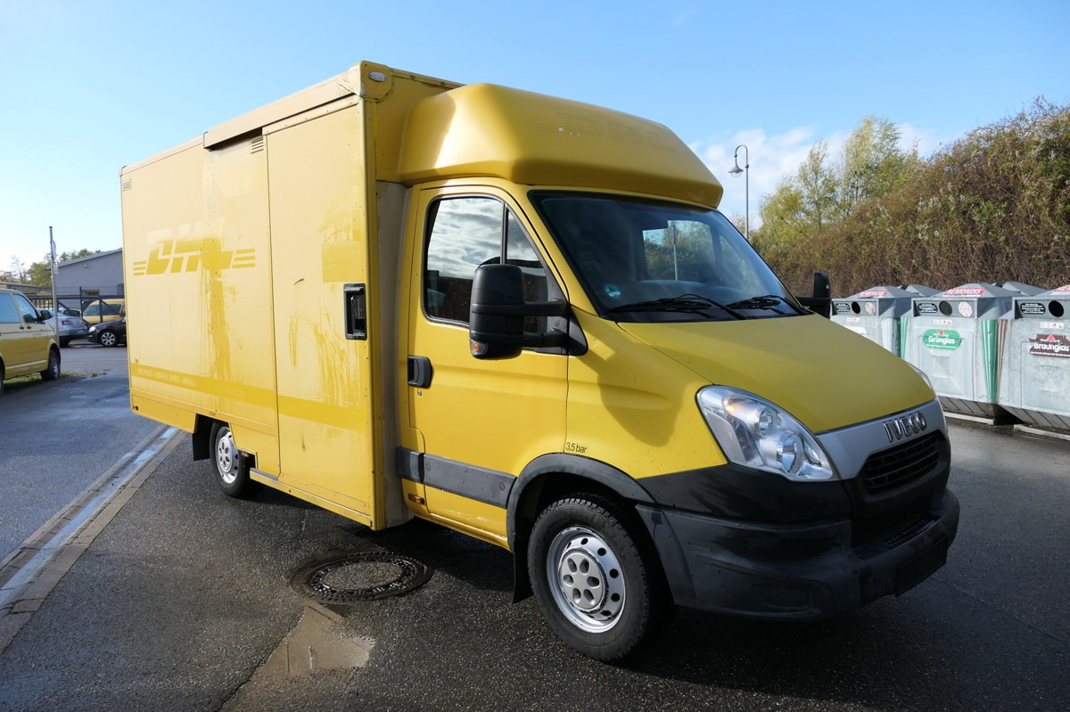 IVECO Daily 35 S11 C30C AUTOMATIK KAMERA Regale LUFT D - Dostavno vozilo sa zatvorenim sandukom: slika 2 IVECO Daily 35 S11 C30C AUTOMATIK KAMERA Regale LUFT D - Dostavno vozilo sa zatvorenim sandukom: slika 2