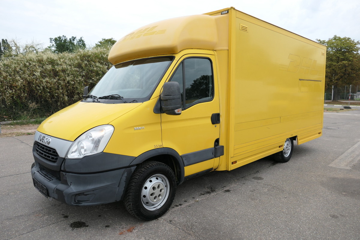 IVECO Daily 35 S11 C30C AUTOMATIK KAMERA Regale LUFT D - Dostavno vozilo sa zatvorenim sandukom: slika 1 IVECO Daily 35 S11 C30C AUTOMATIK KAMERA Regale LUFT D - Dostavno vozilo sa zatvorenim sandukom: slika 1