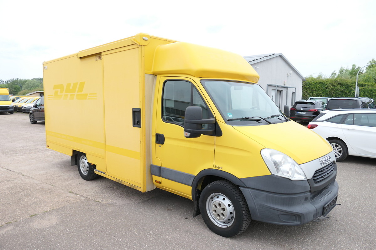 IVECO Daily 35 S11 C30C AUTOMATIK KAMERA Regale LUFT D - Dostavno vozilo sa zatvorenim sandukom: slika 2 IVECO Daily 35 S11 C30C AUTOMATIK KAMERA Regale LUFT D - Dostavno vozilo sa zatvorenim sandukom: slika 2