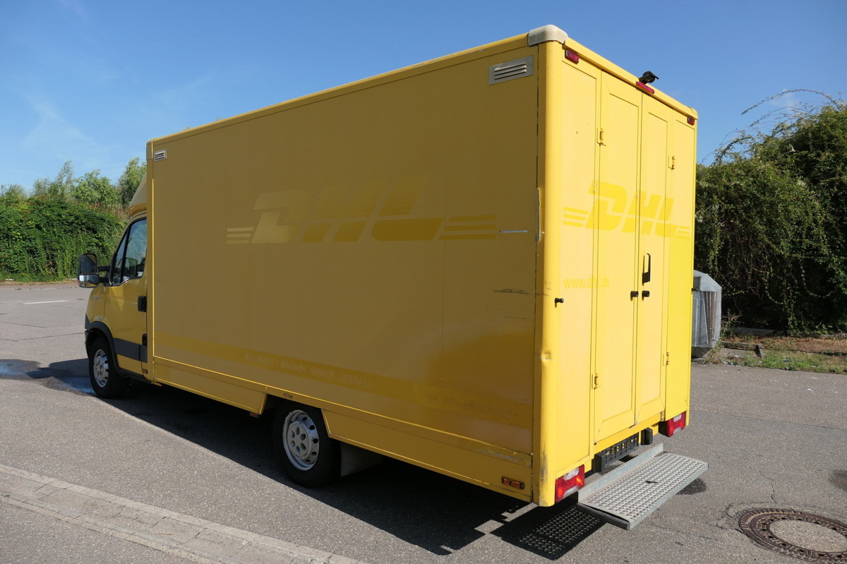 IVECO Daily 35 S11 C30C AUTOMATIK KAMERA Regale LUFT D - Dostavno vozilo sa zatvorenim sandukom: slika 4 IVECO Daily 35 S11 C30C AUTOMATIK KAMERA Regale LUFT D - Dostavno vozilo sa zatvorenim sandukom: slika 4