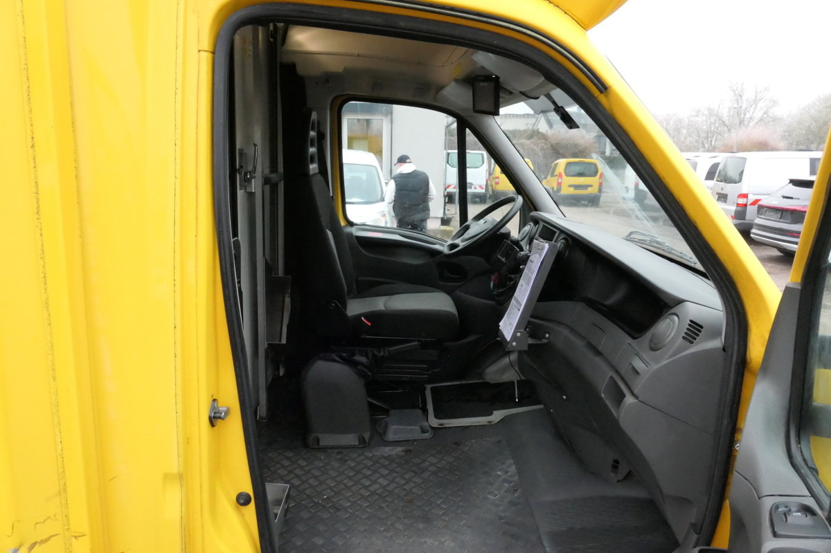 IVECO Daily 35 S11 C30C AUTOMATIK KAMERA Regale LUFT D - Dostavno vozilo sa zatvorenim sandukom: slika 5 IVECO Daily 35 S11 C30C AUTOMATIK KAMERA Regale LUFT D - Dostavno vozilo sa zatvorenim sandukom: slika 5