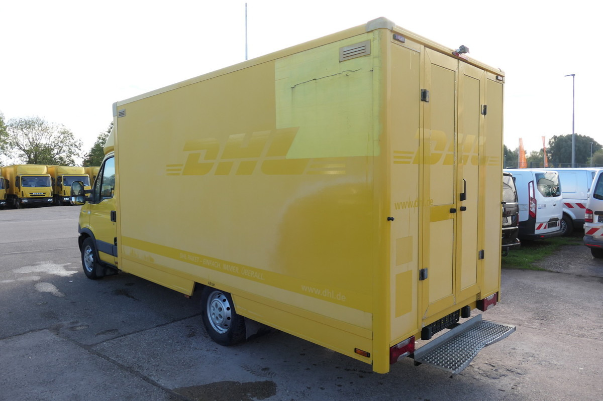 IVECO Daily 35 S11 C30C AUTOMATIK KAMERA Regale LUFT D - Dostavno vozilo sa zatvorenim sandukom: slika 4 IVECO Daily 35 S11 C30C AUTOMATIK KAMERA Regale LUFT D - Dostavno vozilo sa zatvorenim sandukom: slika 4