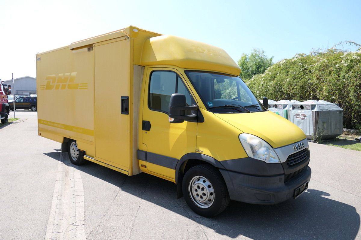 IVECO Daily 35 S11 C30C AUTOMATIK KAMERA Regale LUFT D - Dostavno vozilo sa zatvorenim sandukom: slika 2 IVECO Daily 35 S11 C30C AUTOMATIK KAMERA Regale LUFT D - Dostavno vozilo sa zatvorenim sandukom: slika 2