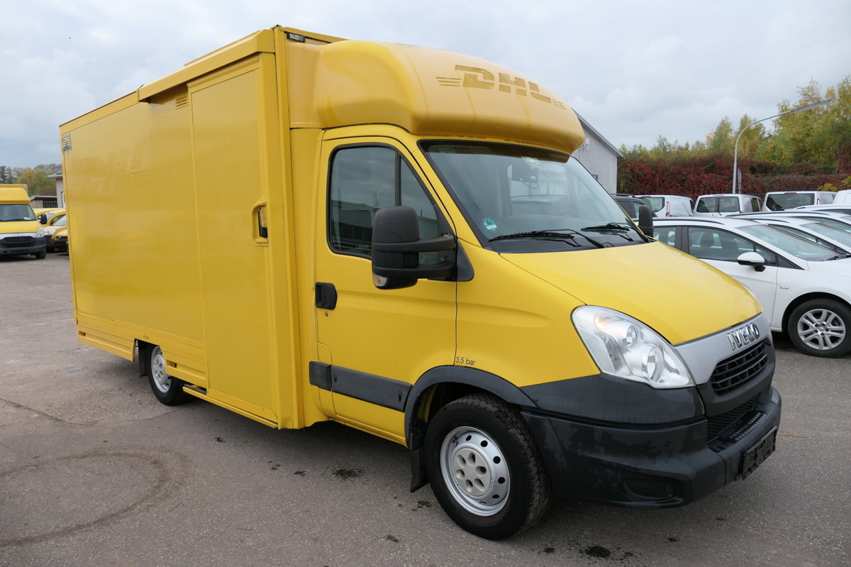 IVECO Daily 35 S11 C30C AUTOMATIK KAMERA Regale LUFT D - Dostavno vozilo sa zatvorenim sandukom: slika 2 IVECO Daily 35 S11 C30C AUTOMATIK KAMERA Regale LUFT D - Dostavno vozilo sa zatvorenim sandukom: slika 2