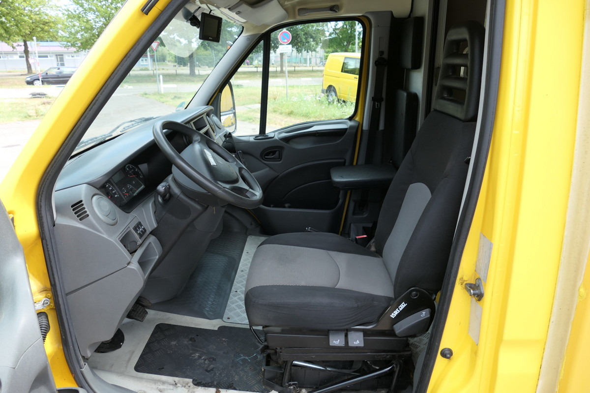 IVECO Daily 35 S11 C30C AUTOMATIK KAMERA Regale LUFT D - Dostavno vozilo sa zatvorenim sandukom: slika 5 IVECO Daily 35 S11 C30C AUTOMATIK KAMERA Regale LUFT D - Dostavno vozilo sa zatvorenim sandukom: slika 5