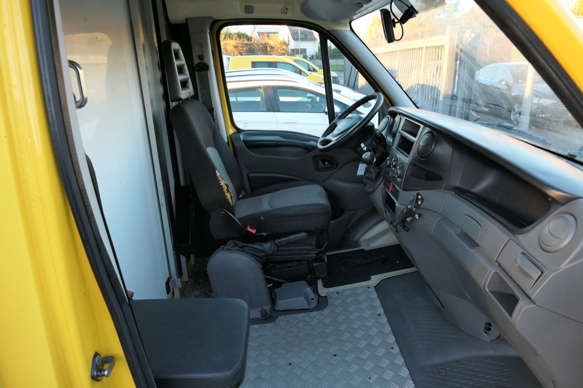IVECO Daily 35 S11 C30C AUTOMATIK KAMERA Regale LUFT D - Dostavno vozilo sa zatvorenim sandukom: slika 5 IVECO Daily 35 S11 C30C AUTOMATIK KAMERA Regale LUFT D - Dostavno vozilo sa zatvorenim sandukom: slika 5
