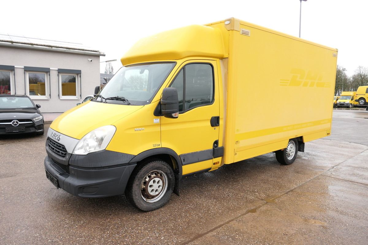 IVECO Daily 35 S11 C30C AUTOMATIK KAMERA Regale LUFT D - Dostavno vozilo sa zatvorenim sandukom: slika 2 IVECO Daily 35 S11 C30C AUTOMATIK KAMERA Regale LUFT D - Dostavno vozilo sa zatvorenim sandukom: slika 2