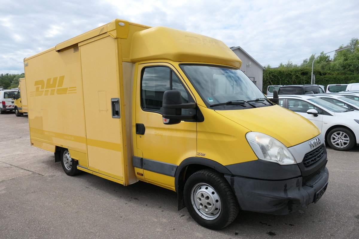 IVECO Daily 35 S11 C30C AUTOMATIK KAMERA Regale LUFT D - Dostavno vozilo sa zatvorenim sandukom: slika 2 IVECO Daily 35 S11 C30C AUTOMATIK KAMERA Regale LUFT D - Dostavno vozilo sa zatvorenim sandukom: slika 2