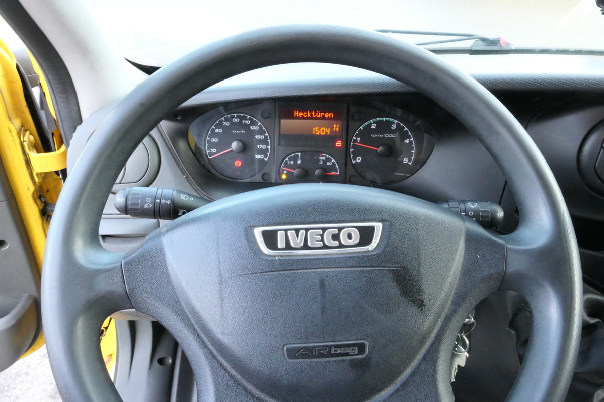 Dostavno vozilo sa zatvorenim sandukom IVECO Daily 35 S11 C30C AUTOMATIK KAMERA Regale LUFT D: slika 10 Dostavno vozilo sa zatvorenim sandukom IVECO Daily 35 S11 C30C AUTOMATIK KAMERA Regale LUFT D: slika 10