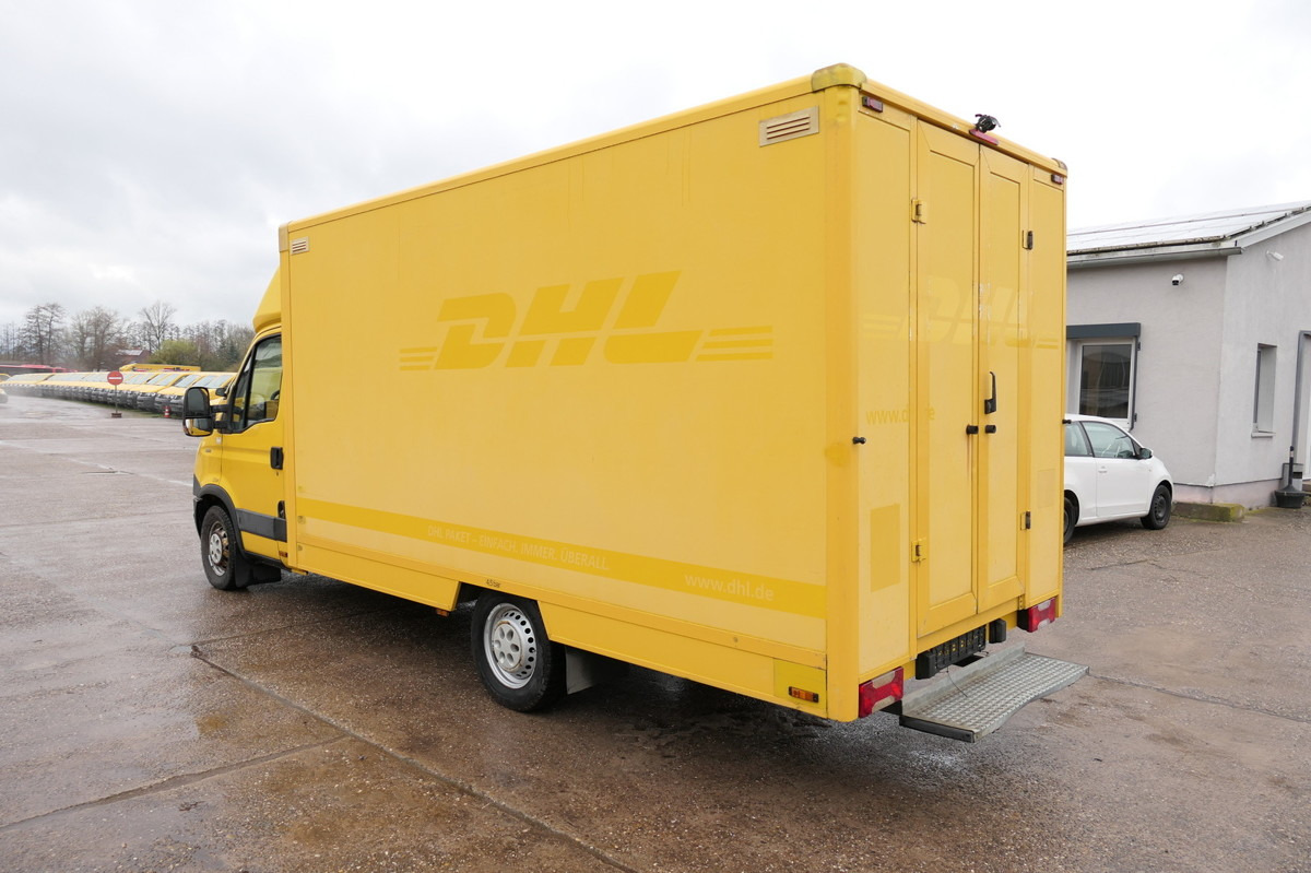 IVECO Daily 35 S11 C30C AUTOMATIK KAMERA Regale LUFT D - Dostavno vozilo sa zatvorenim sandukom: slika 4 IVECO Daily 35 S11 C30C AUTOMATIK KAMERA Regale LUFT D - Dostavno vozilo sa zatvorenim sandukom: slika 4
