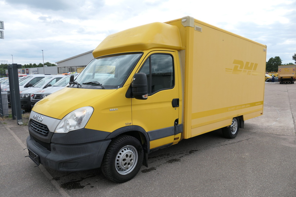 IVECO Daily 35 S11 C30C AUTOMATIK KAMERA Regale LUFT D - Dostavno vozilo sa zatvorenim sandukom: slika 1 IVECO Daily 35 S11 C30C AUTOMATIK KAMERA Regale LUFT D - Dostavno vozilo sa zatvorenim sandukom: slika 1
